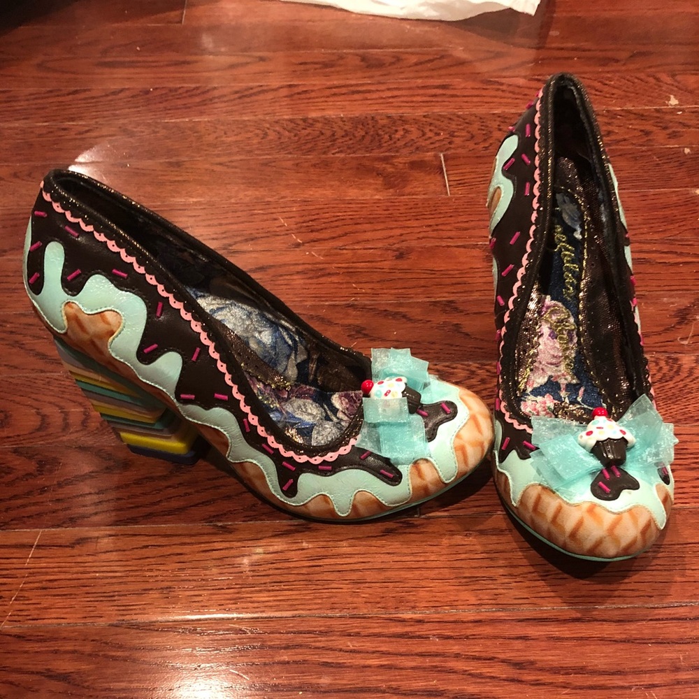 Desert shoes
